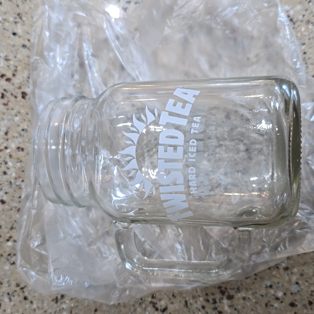 Twisted Tea Mason Jar 22oz - Picture 2 of 5